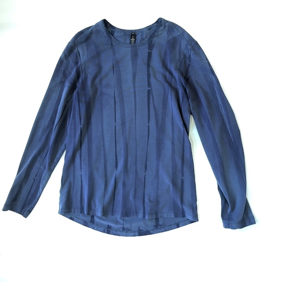 Lululemon Basic Blue Tie Dye Stripe Long Sleeve Shirt - Picture 4 of 5